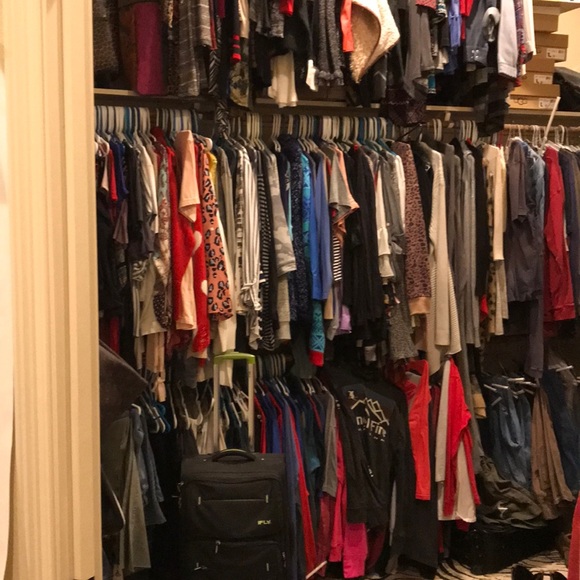 Meet your Posher, Colbie - Picture 4 of 8